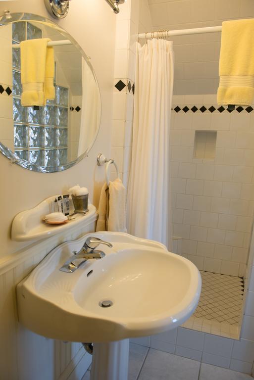 Dunlop Inn Baddeck Inlet المظهر الخارجي الصورة